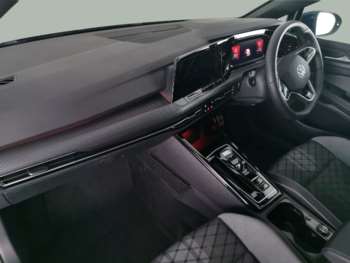 Used Volkswagen Golf 2024 for sale - 75370734: Photo