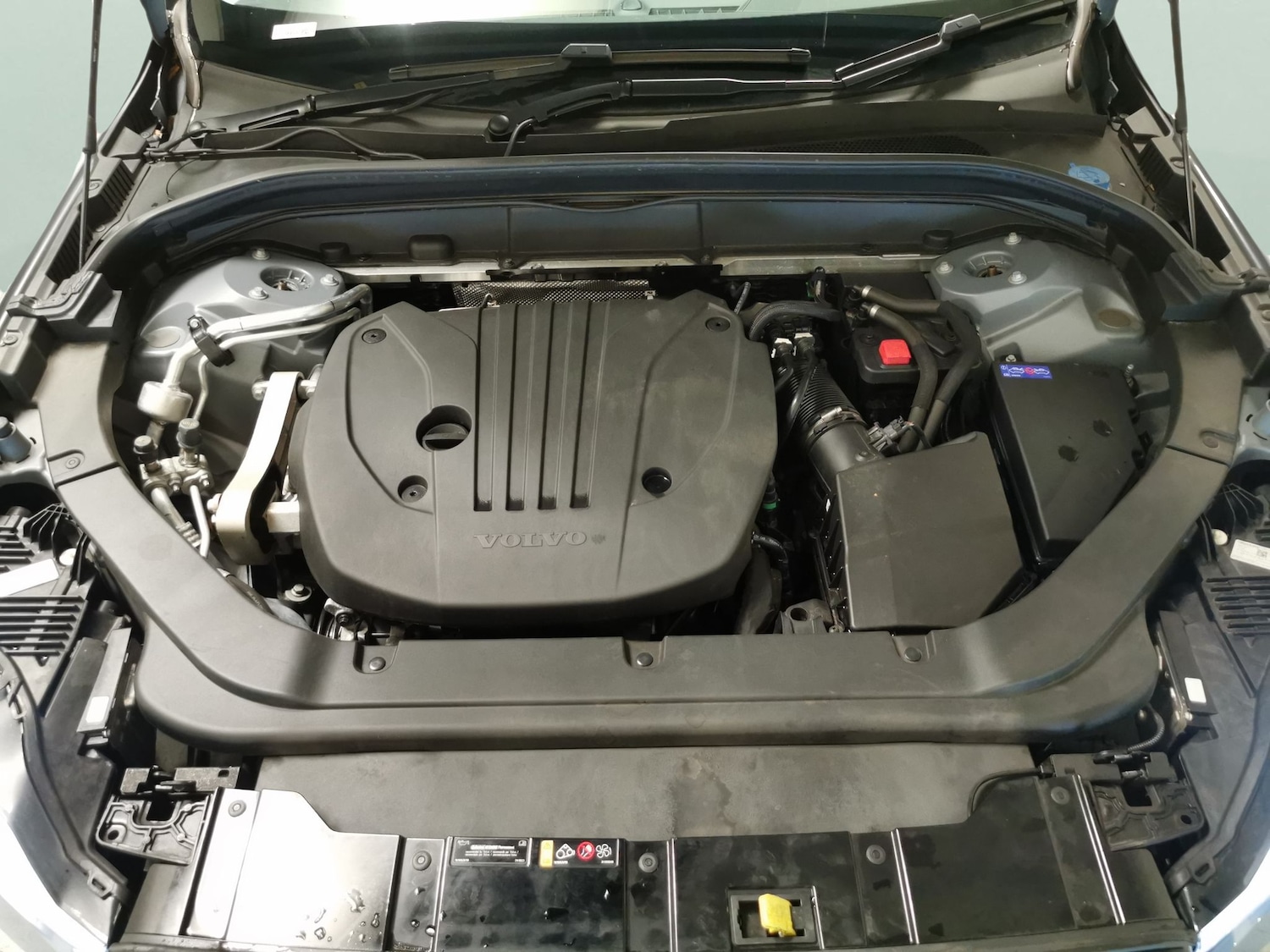 Used Volvo XC60 2023 for sale - 77127863: Photo 31