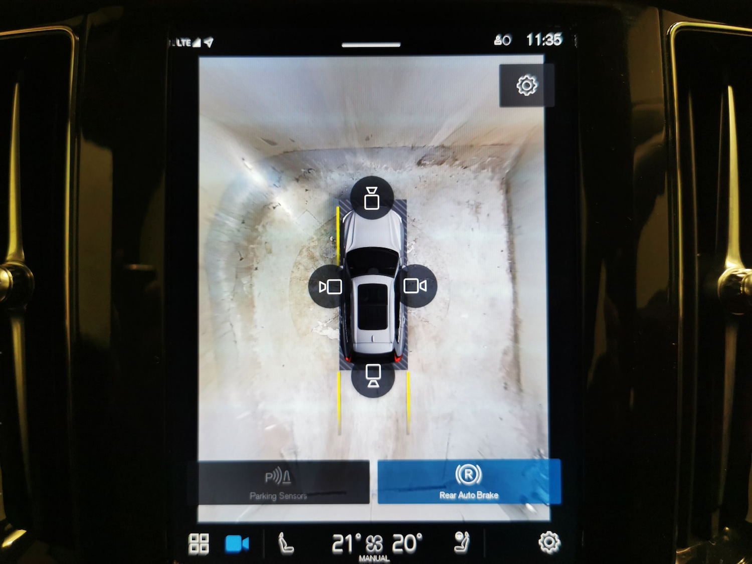 Used Volvo XC60 2023 for sale - 77127863: Photo 6