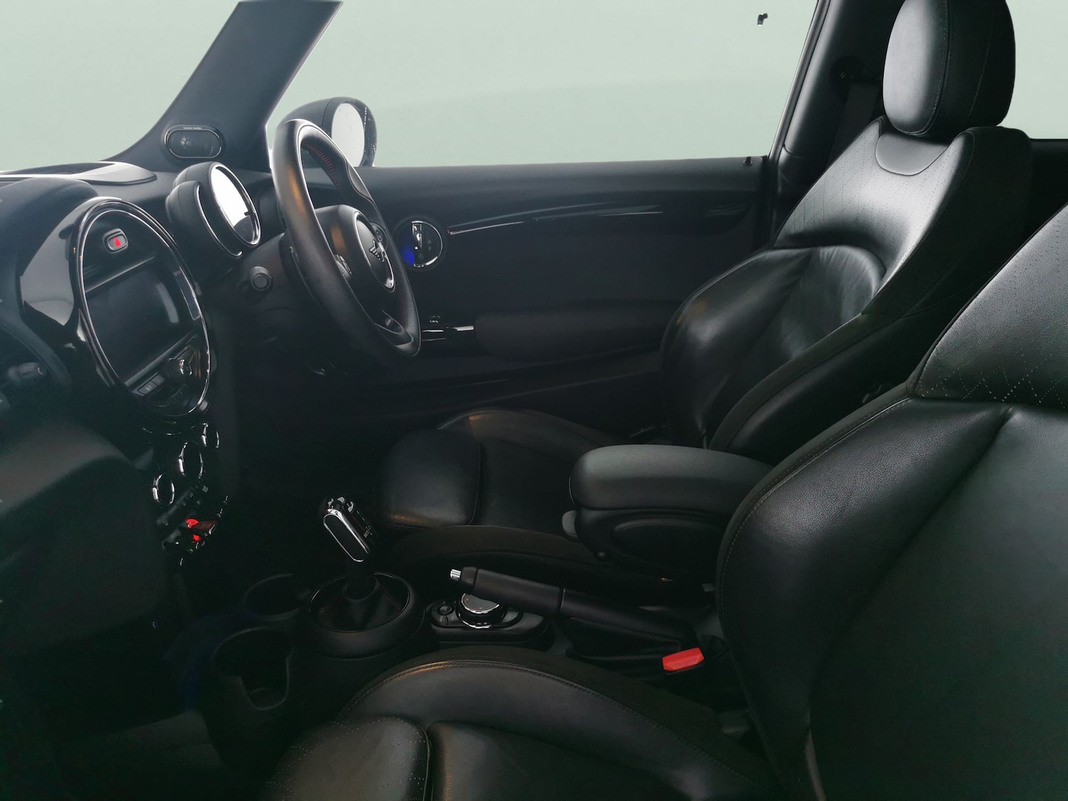 Used MINI Hatch 2019 for sale - 77165001: Photo 4