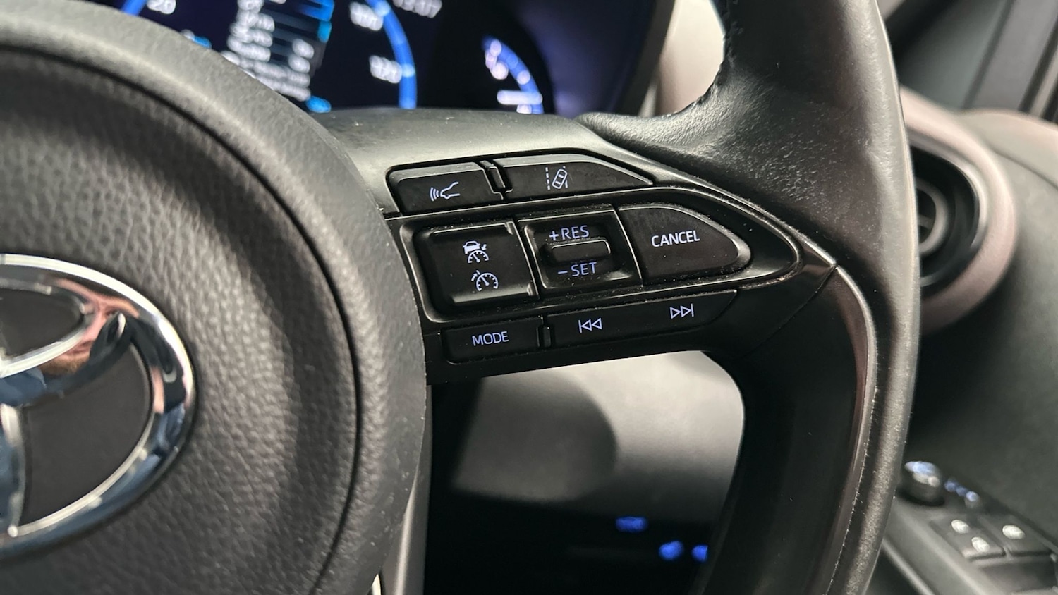 Used Toyota Yaris Cross 2022 for sale - 77012170: Photo 22