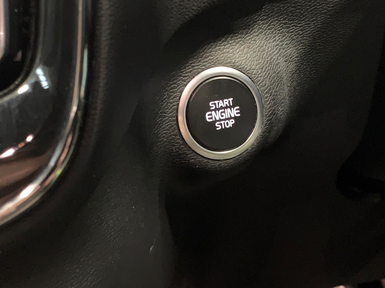 Used Volvo XC40 2022 for sale - 76669947: Photo 19