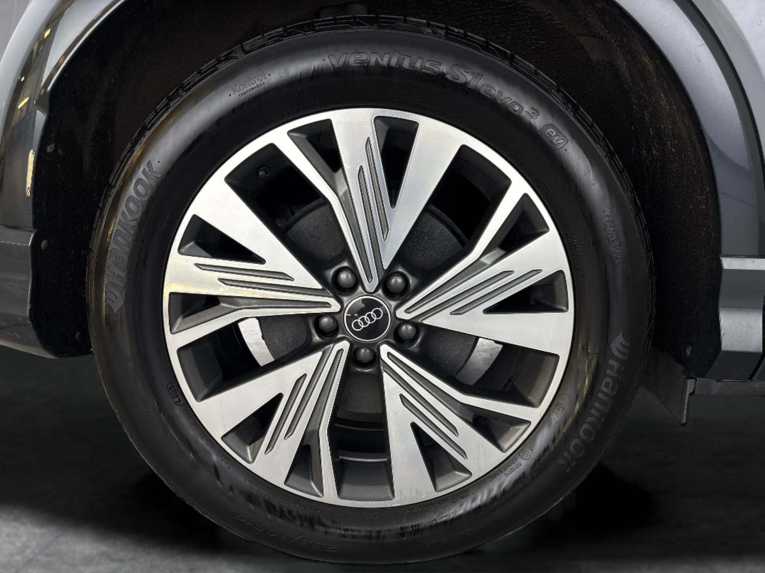 Used Audi Q4 e-tron 2023 for sale - 76191830: Photo 38
