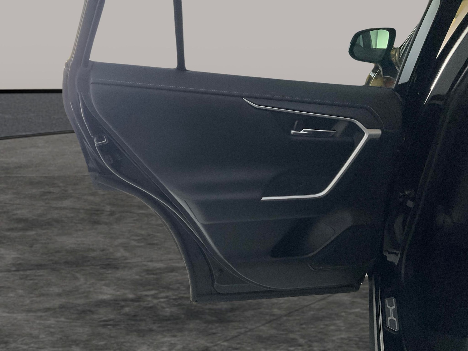 Used Toyota RAV4 2021 for sale - 76650836: Photo 35