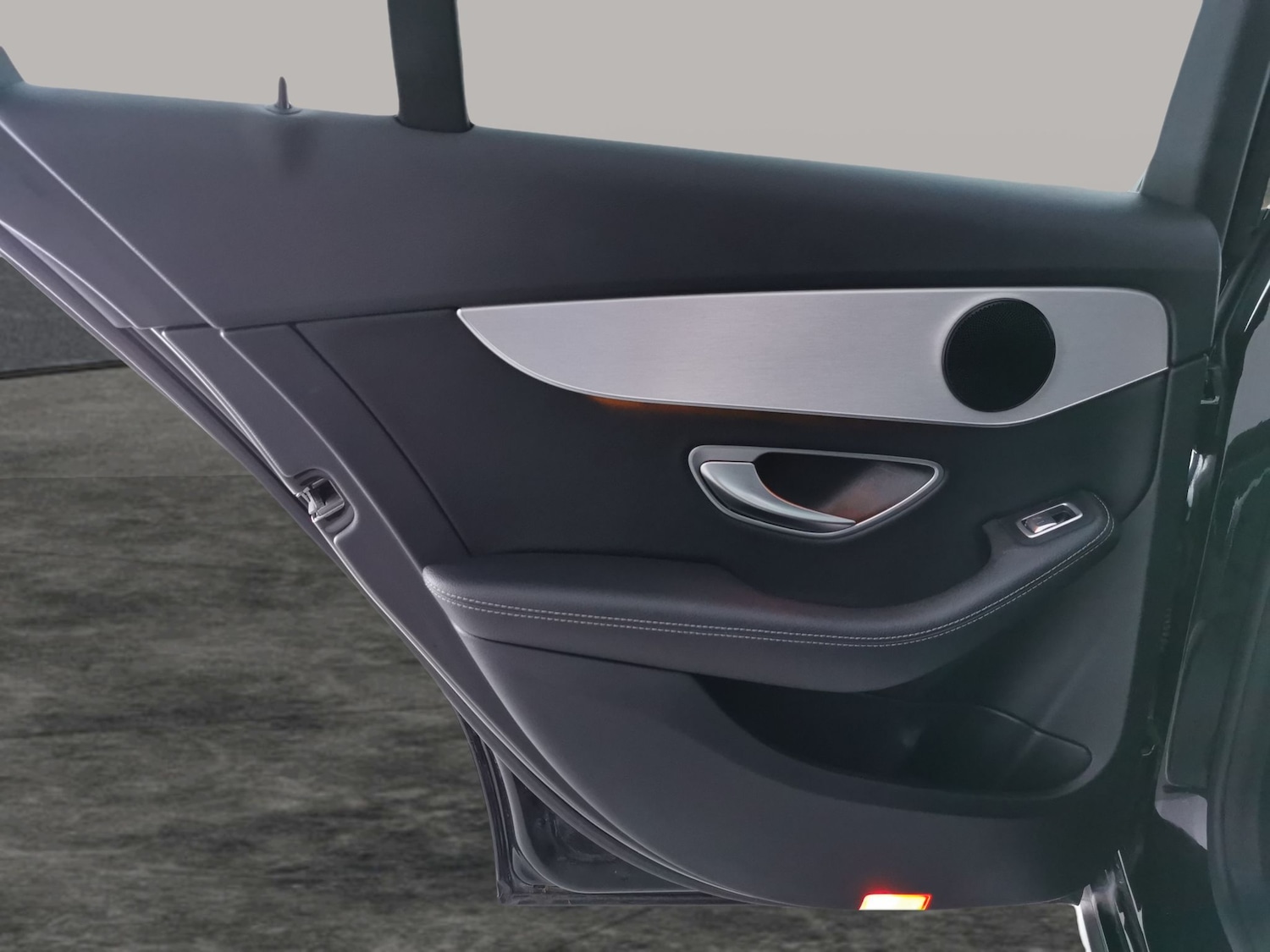 Used Mercedes-Benz C Class 2018 for sale - 77234362: Photo 29