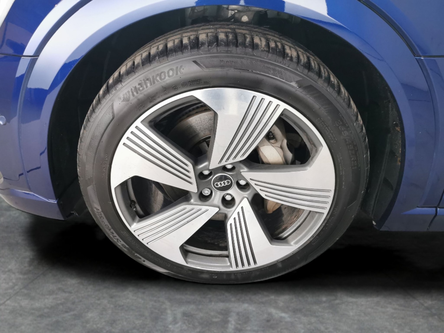 Used Audi e-tron 2023 for sale - 77364890: Photo 27