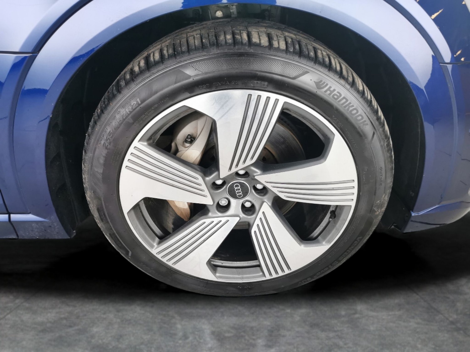 Used Audi e-tron 2023 for sale - 77364890: Photo 28