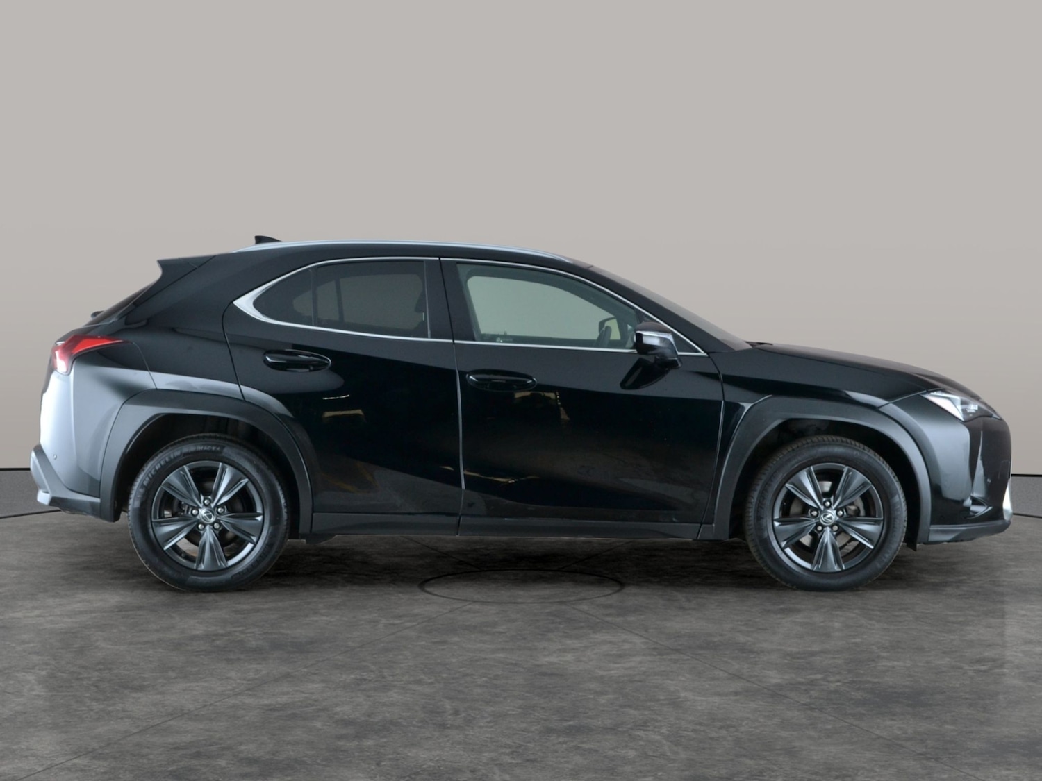Used Lexus UX 2022 for sale - 77318392: Photo 8