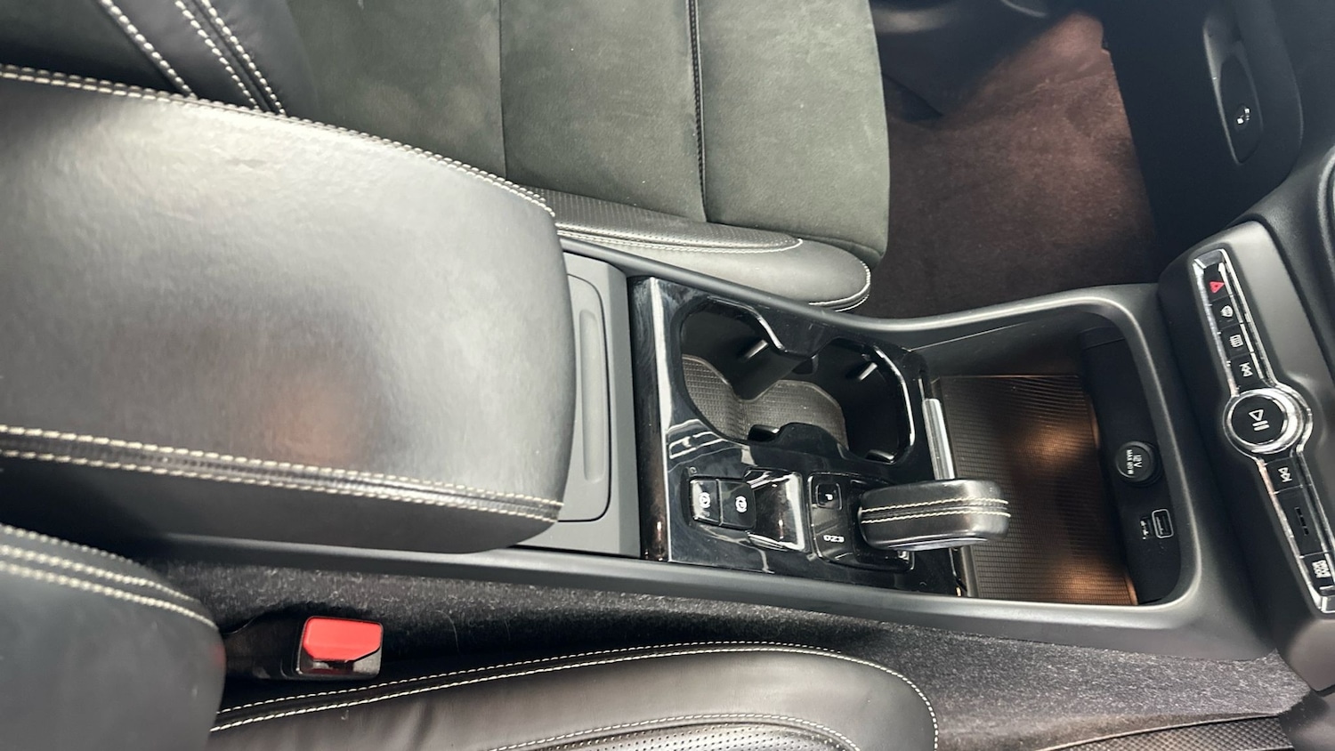 Used Volvo XC40 2019 for sale - 77638265: Photo 27