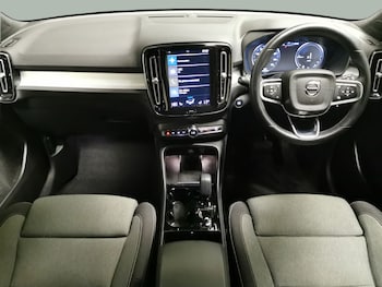 Used Volvo XC40 2023 for sale - 75525305: Photo