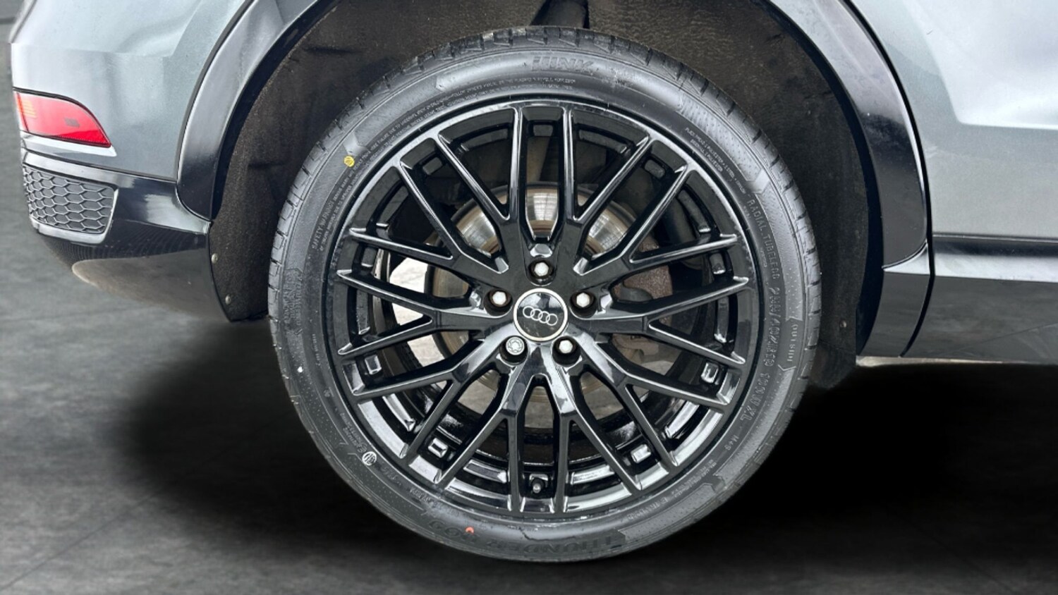 Used Audi Q3 2018 for sale - 77911644: Photo 11