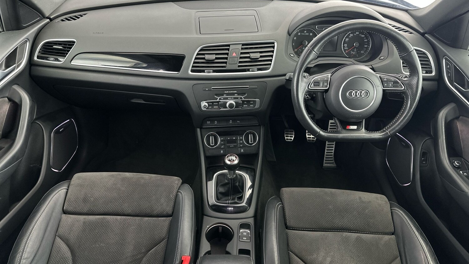 Used Audi Q3 2018 for sale - 77911644: Photo 14