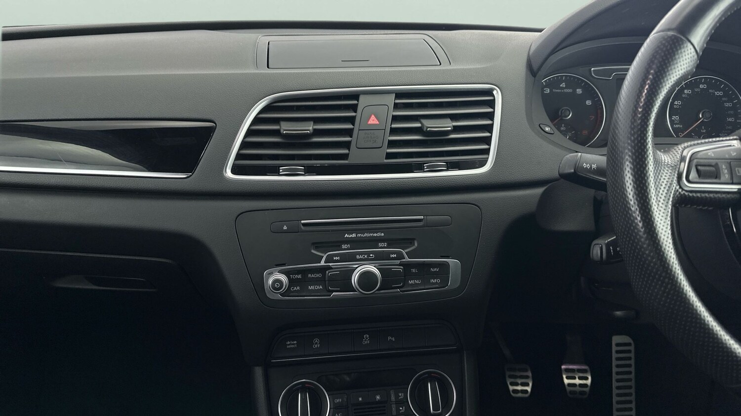 Used Audi Q3 2018 for sale - 77911644: Photo 15