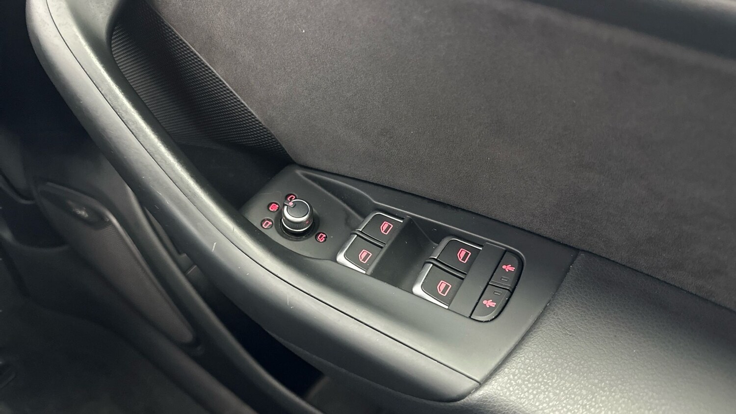 Used Audi Q3 2018 for sale - 77911644: Photo 29