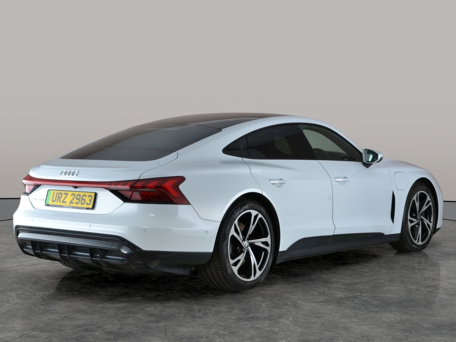 Used Audi e-tron GT 2022 for sale - 77324319: Photo 9