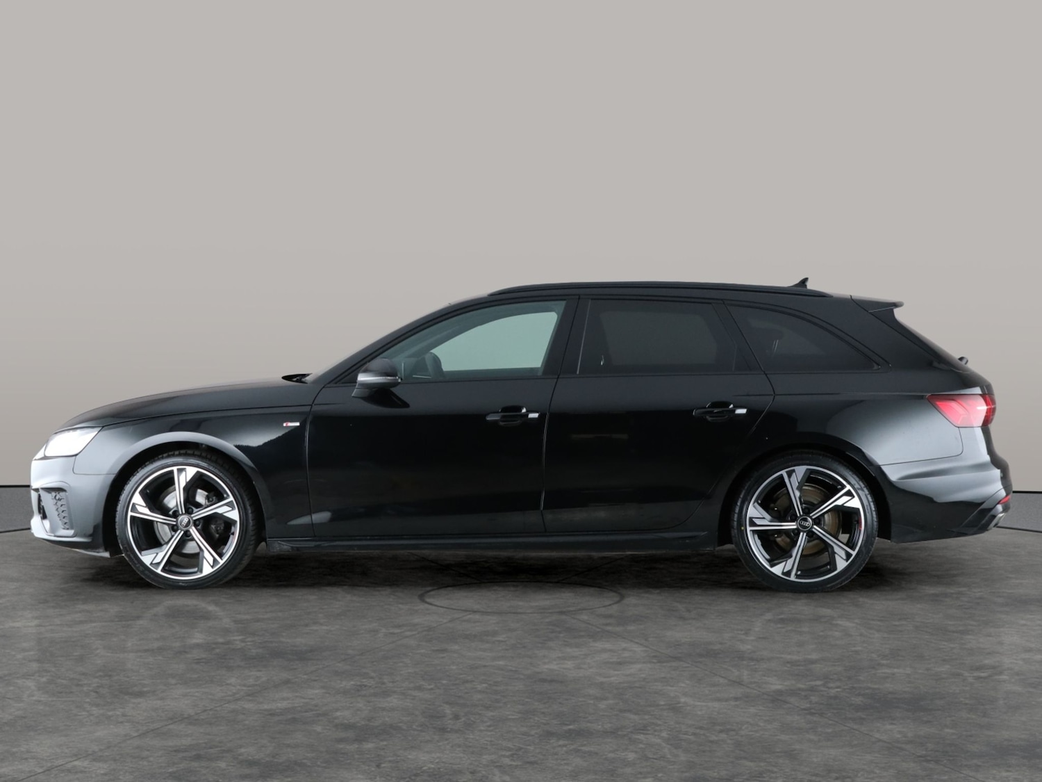 Used Audi A4 2023 for sale - 76978253: Photo 13