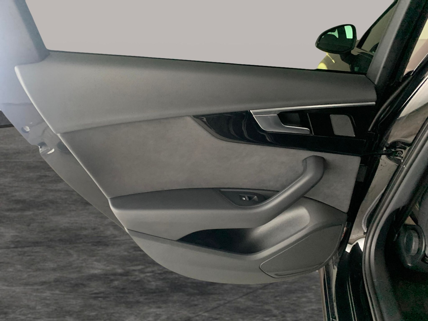 Used Audi A4 2023 for sale - 76978253: Photo 29