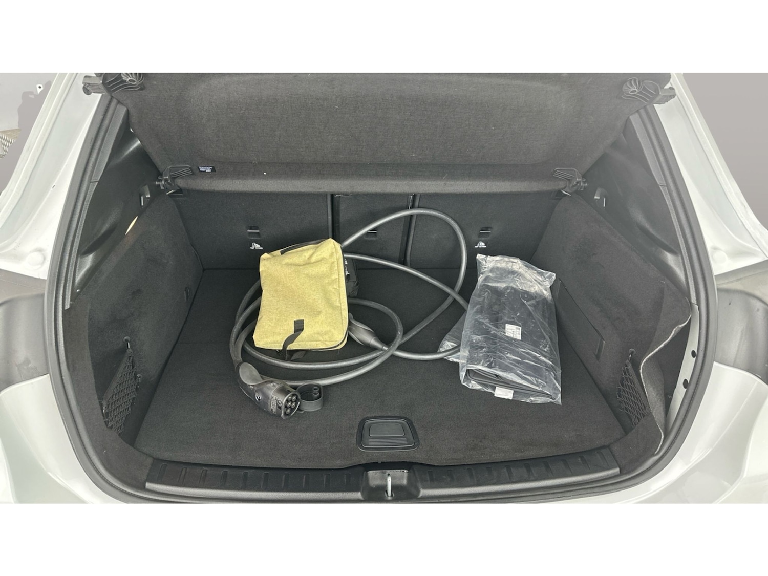 Used Mercedes-Benz EQA 2022 for sale - 76027329: Photo 25