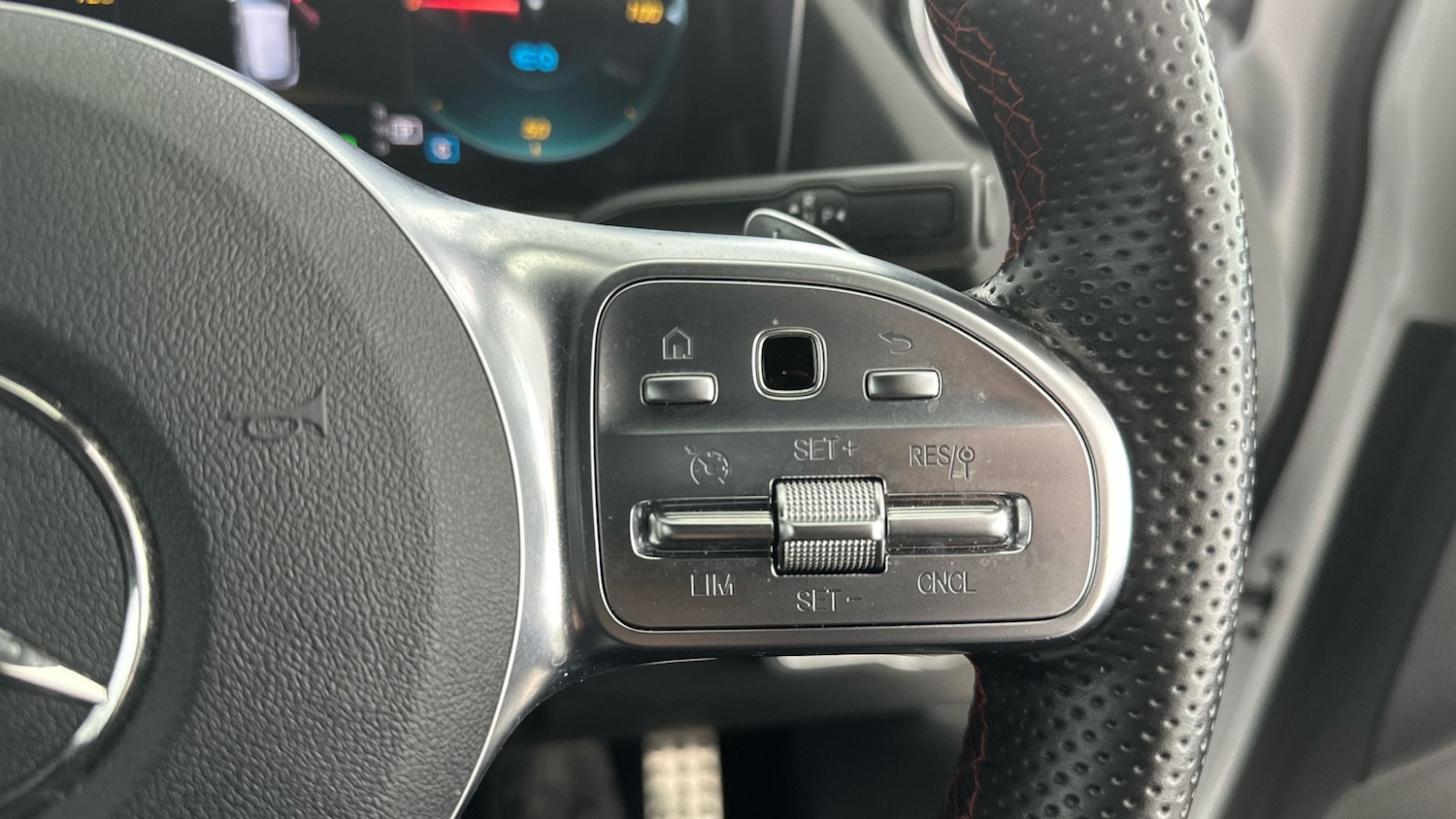 Used Mercedes-Benz EQA 2022 for sale - 76027329: Photo 37
