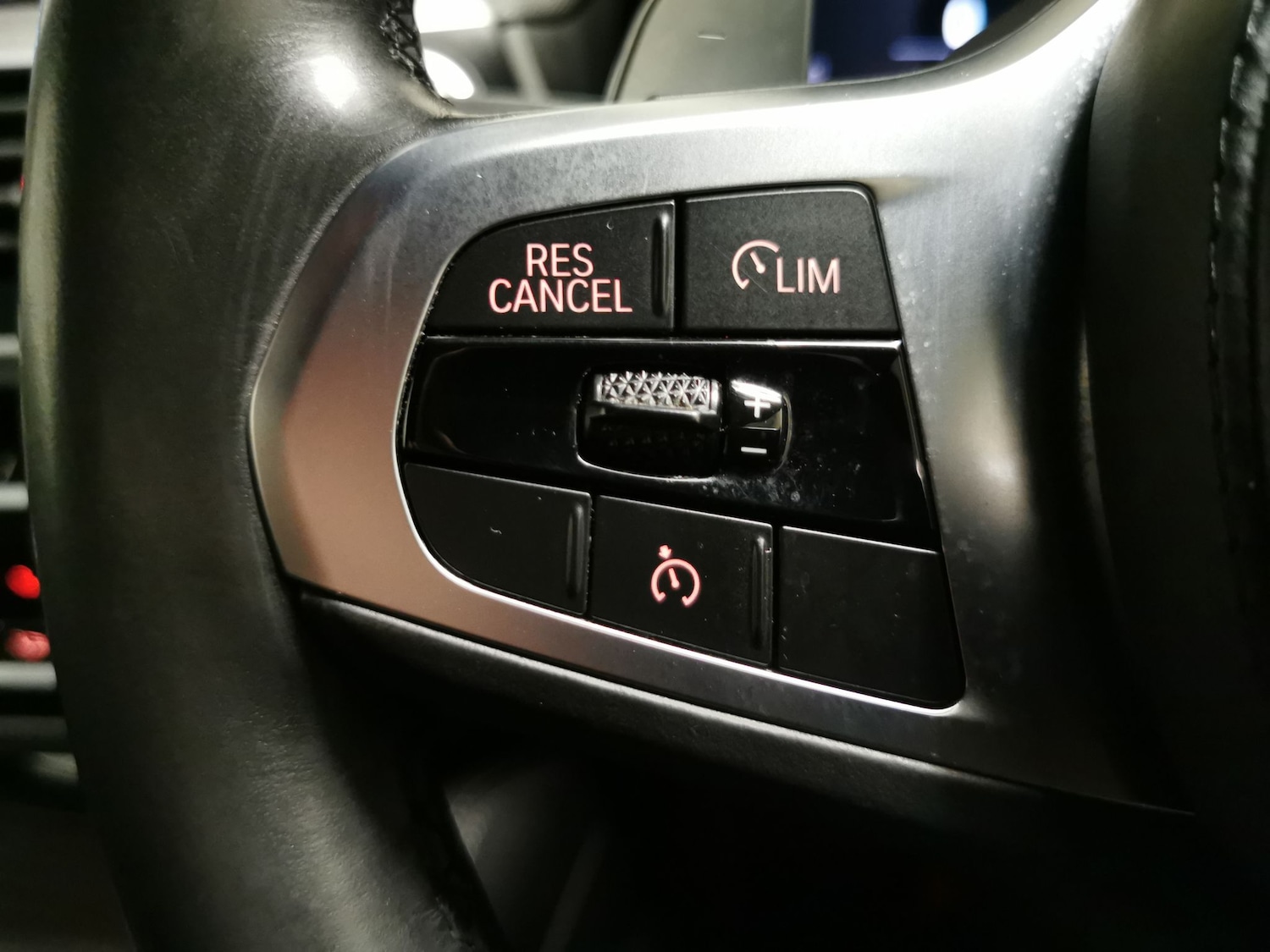 Used BMW X4 2019 for sale - 76436950: Photo 28