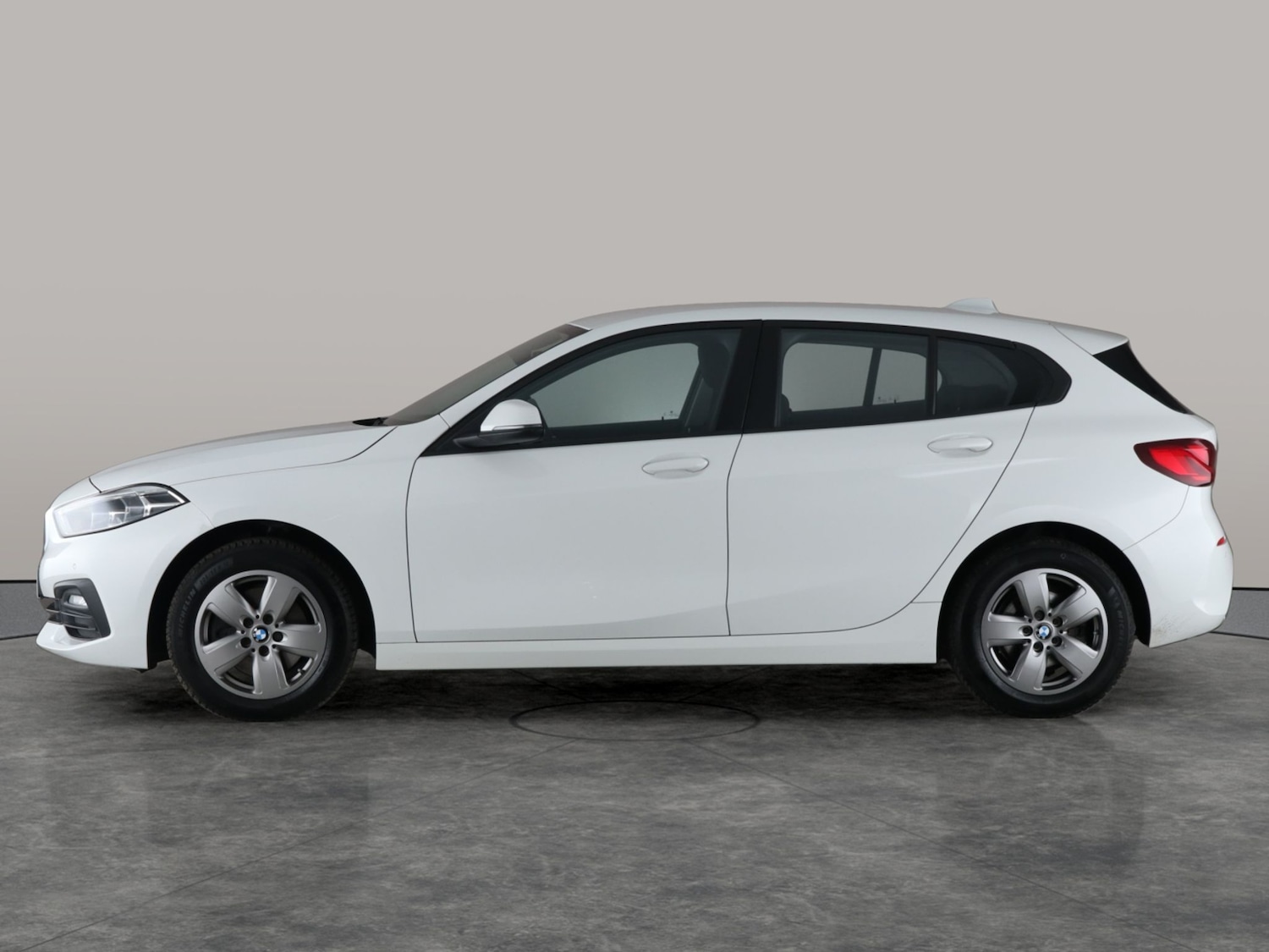 Used BMW 1 Series 2021 for sale - 76808130: Photo 11