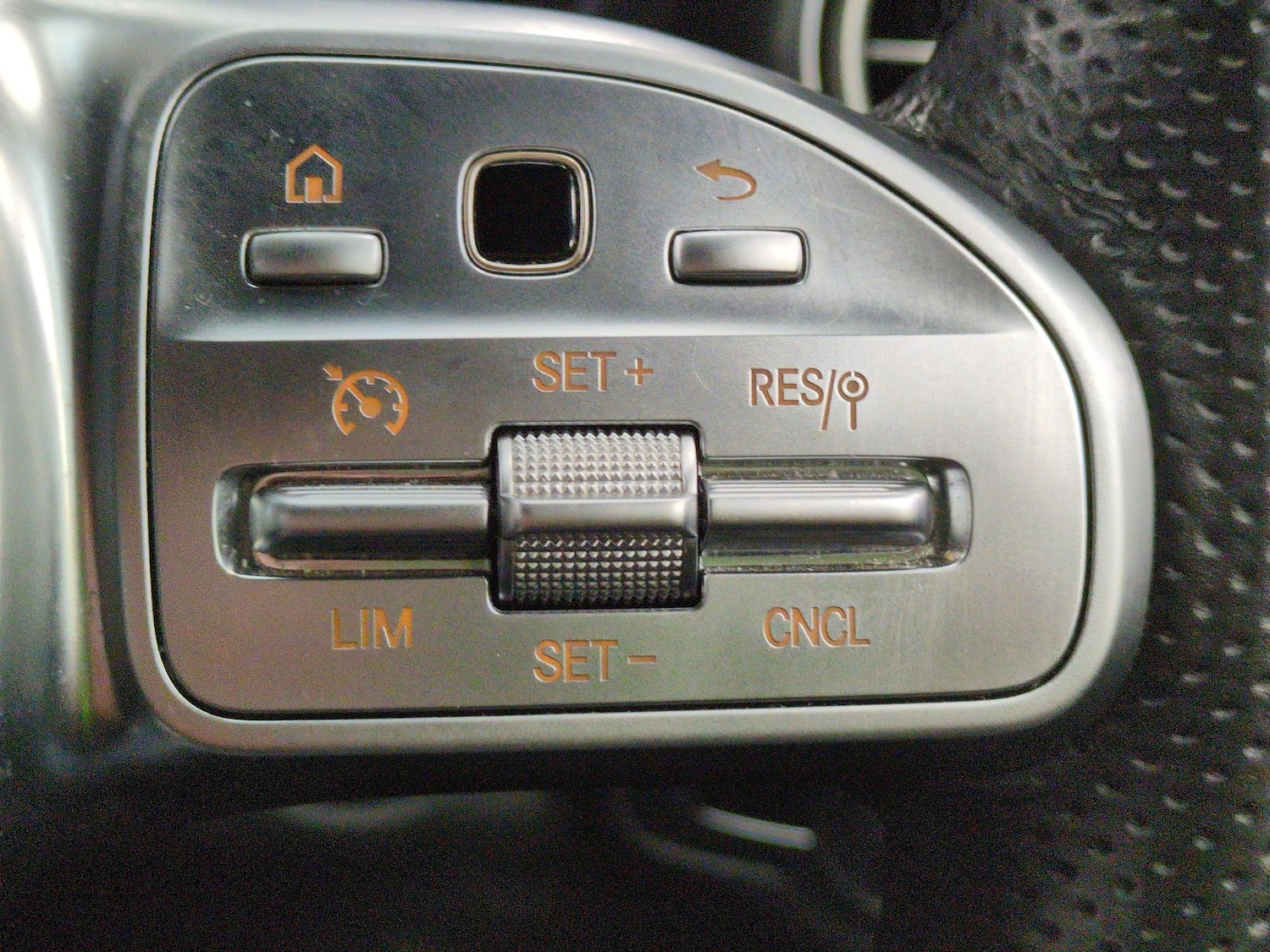 Used Mercedes-Benz C Class 2020 for sale - 76696821: Photo 21