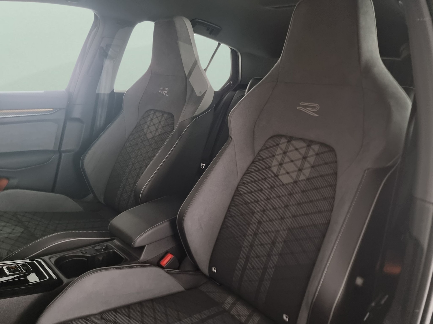 Used Volkswagen Golf 2023 for sale - 76505359: Photo 7