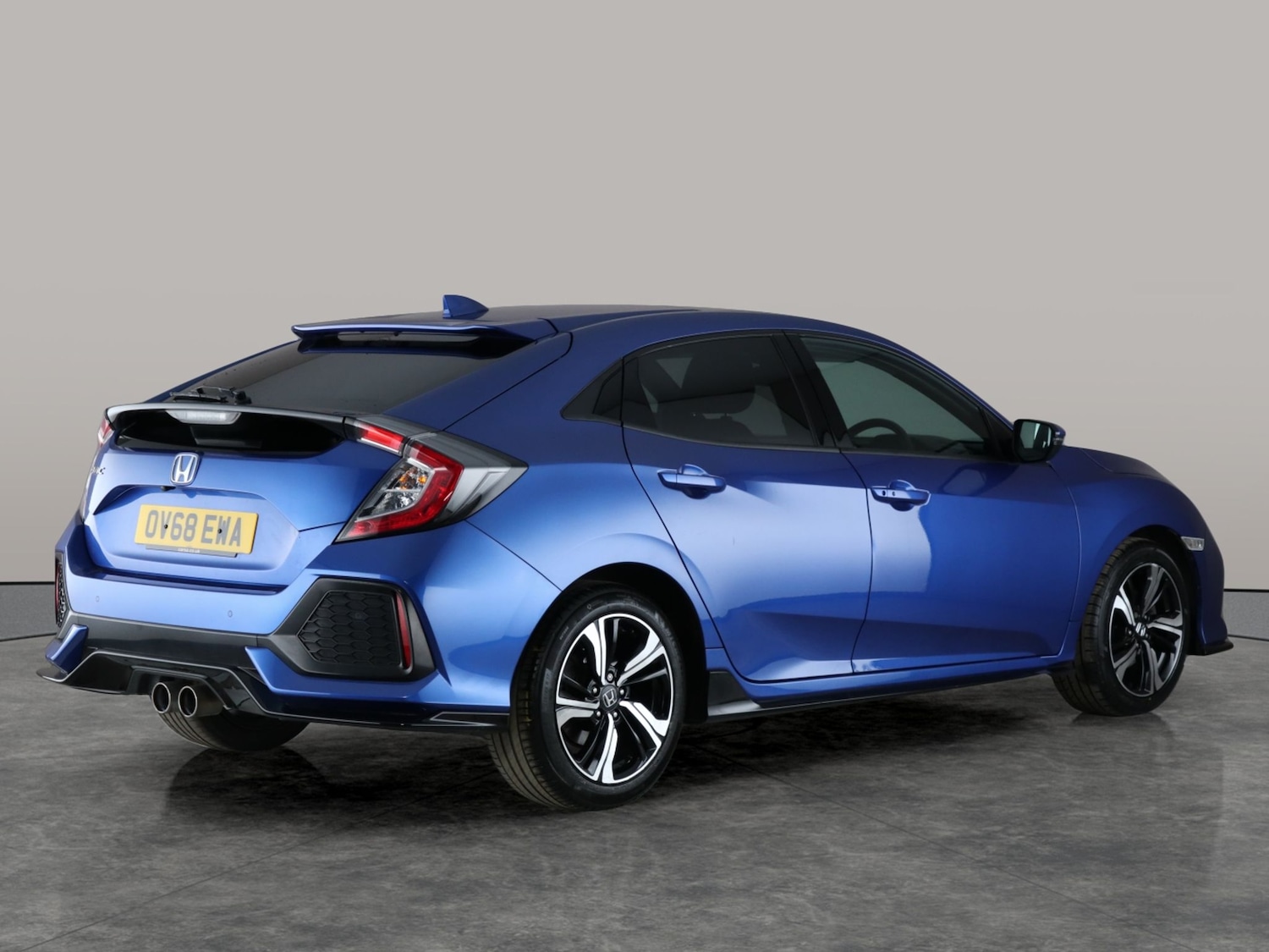 Used Honda Civic 2018 for sale - 76125644: Photo 12
