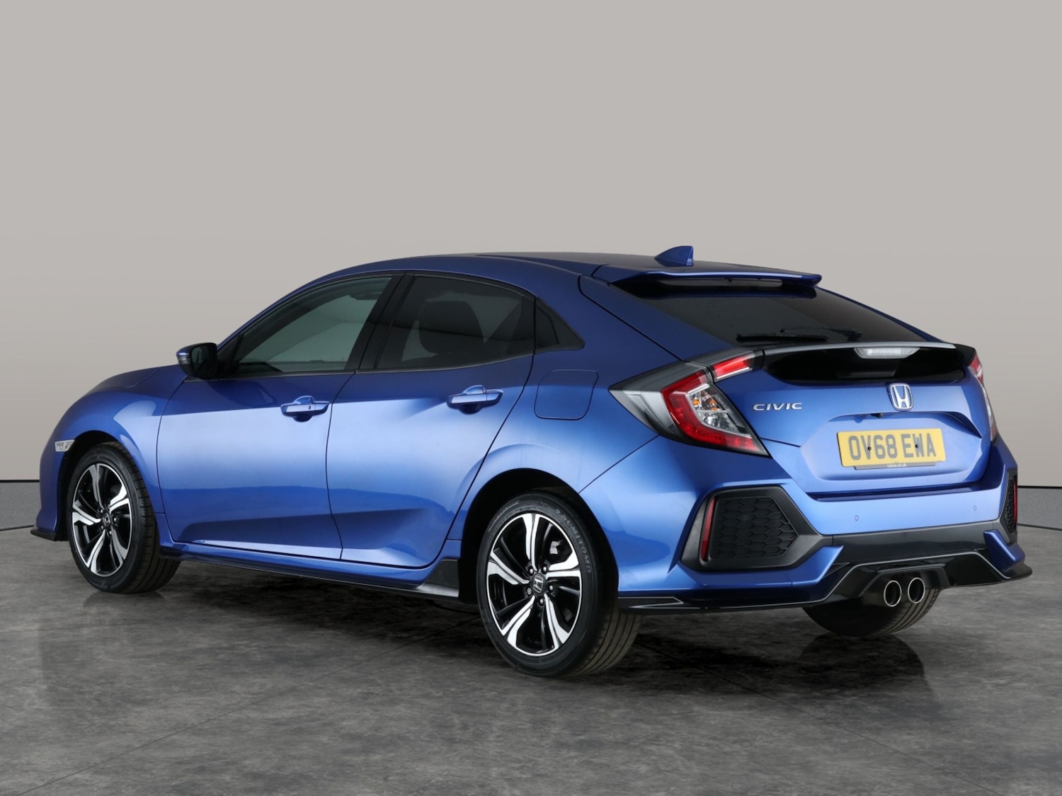 Used Honda Civic 2018 for sale - 76125644: Photo 14