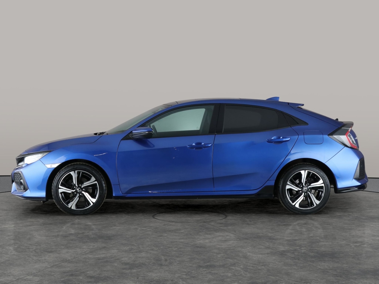 Used Honda Civic 2018 for sale - 76125644: Photo 16