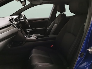 Used Honda Civic 2018 for sale - 76125644: Photo 4