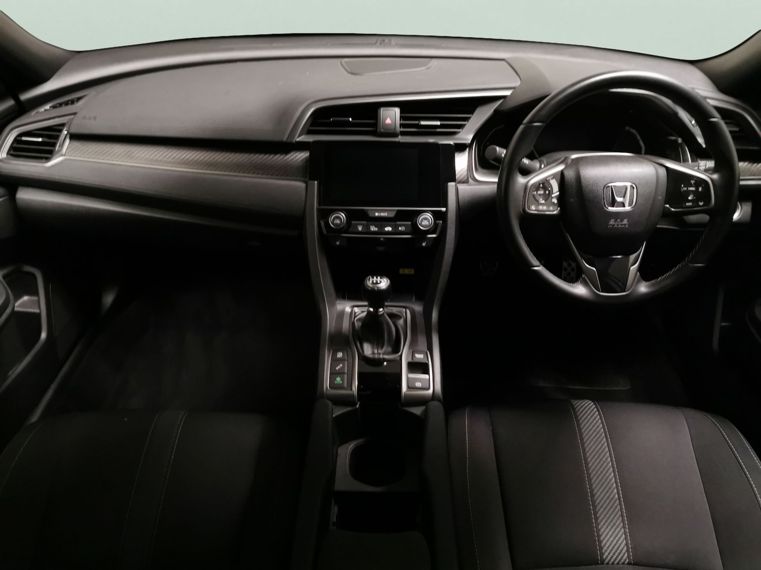 Used Honda Civic 2018 for sale - 76125644: Photo 8