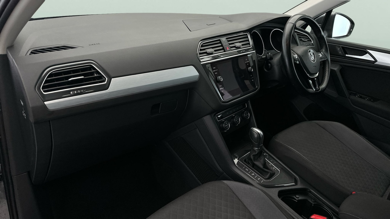 Used Volkswagen Tiguan 2019 for sale - 77641182: Photo 13