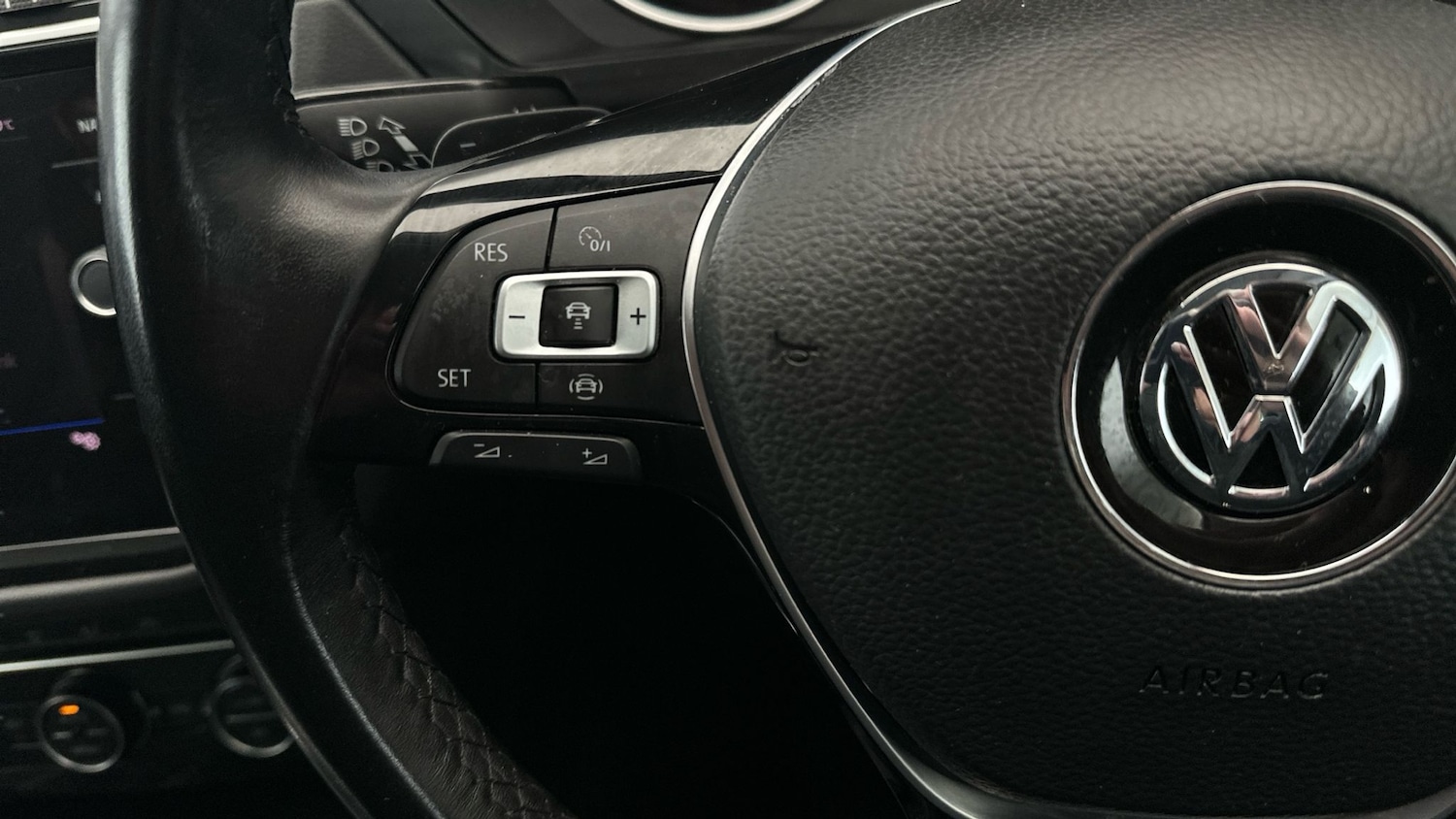 Used Volkswagen Tiguan 2019 for sale - 77641182: Photo 23