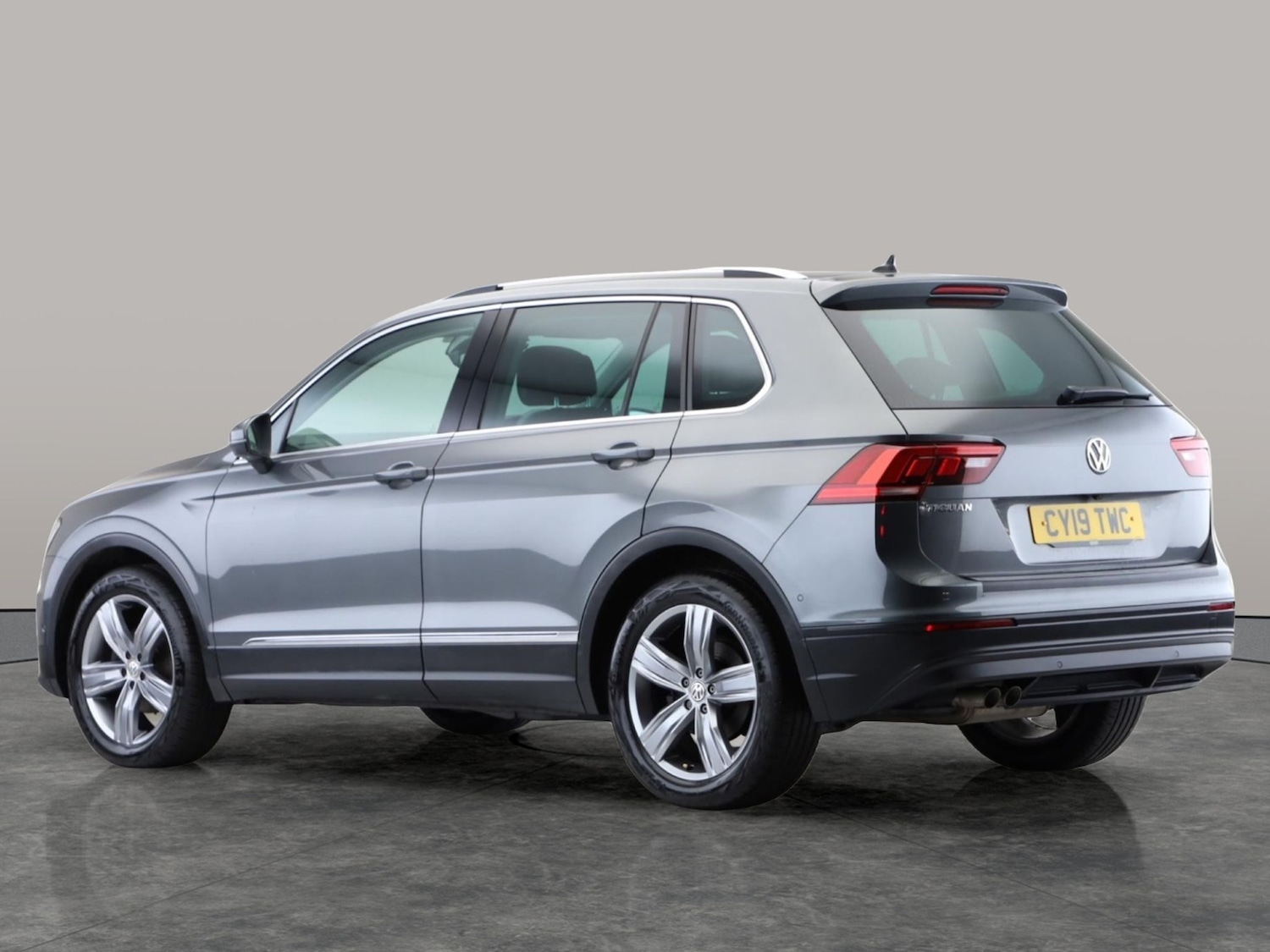 Used Volkswagen Tiguan 2019 for sale - 77641182: Photo 8