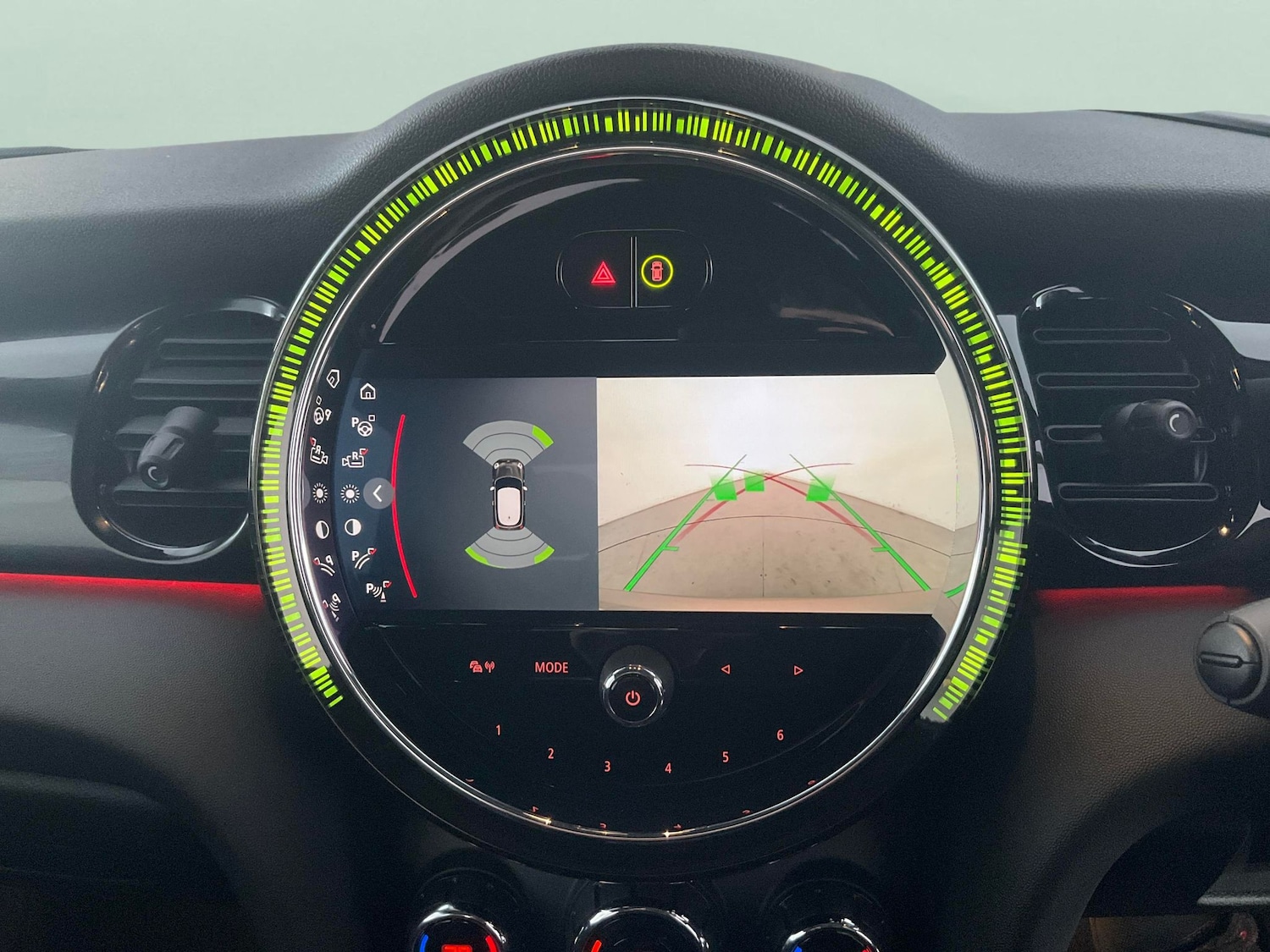 Used MINI Electric Hatch 2023 for sale - 76450174: Photo 11