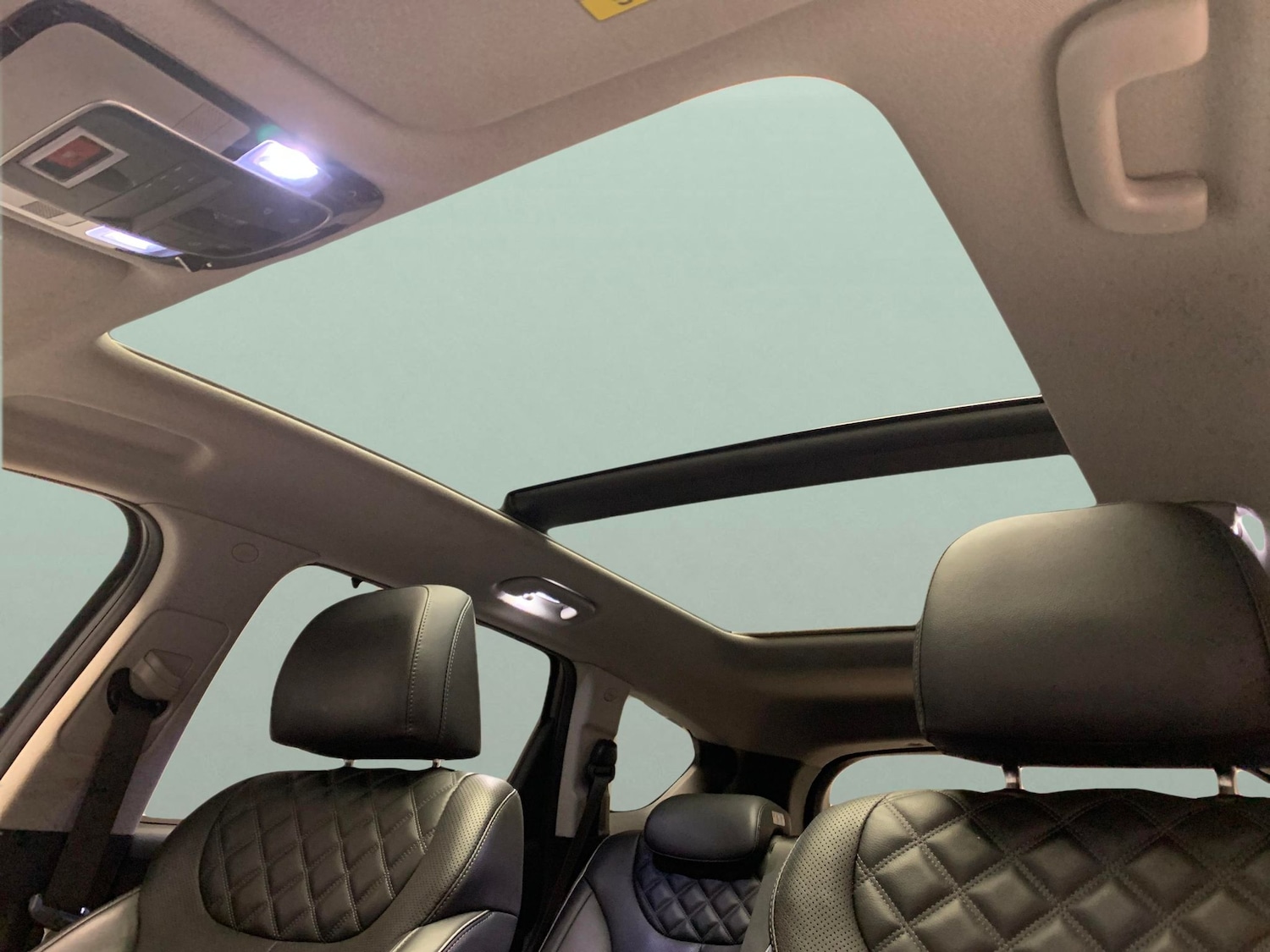 Used Hyundai Santa Fe 2022 for sale - 77180409: Photo 5