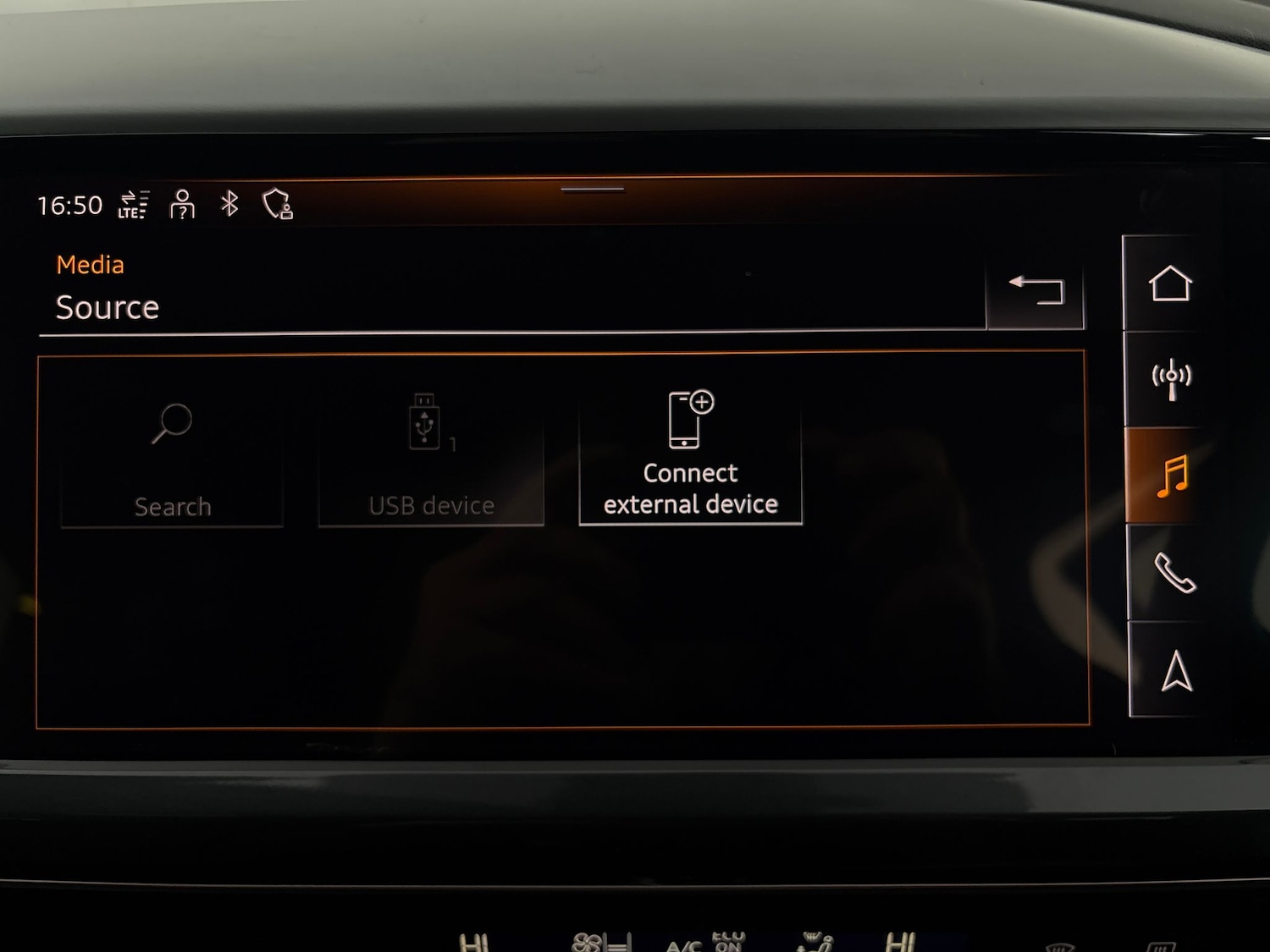 Used Audi Q4 e-tron 2022 for sale - 77715909: Photo 16