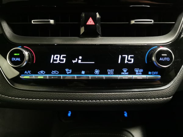 Used Toyota Corolla 2022 for sale - 76209770: Photo 27