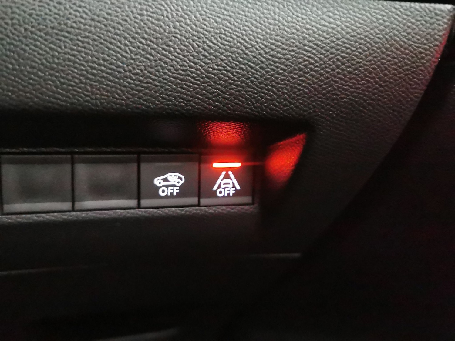 Used Peugeot 2008 2024 for sale - 76450077: Photo 31