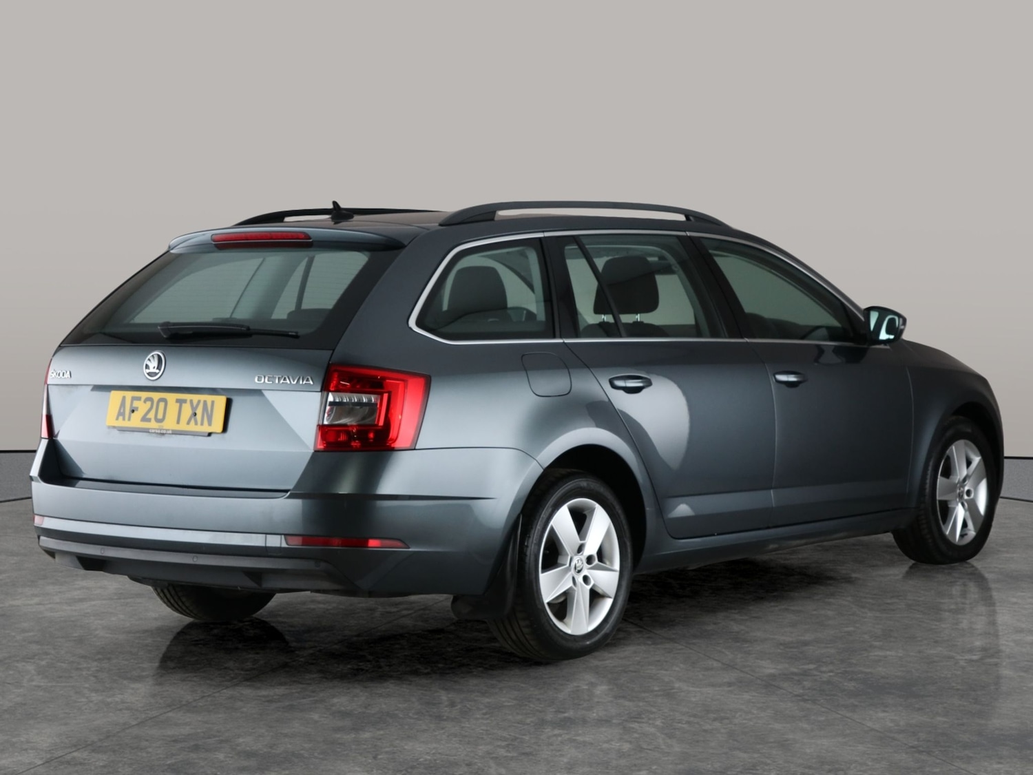 Used Skoda Octavia 2020 for sale - 76402982: Photo 11