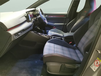 Used Volkswagen Golf 2023 for sale - 77373308: Photo