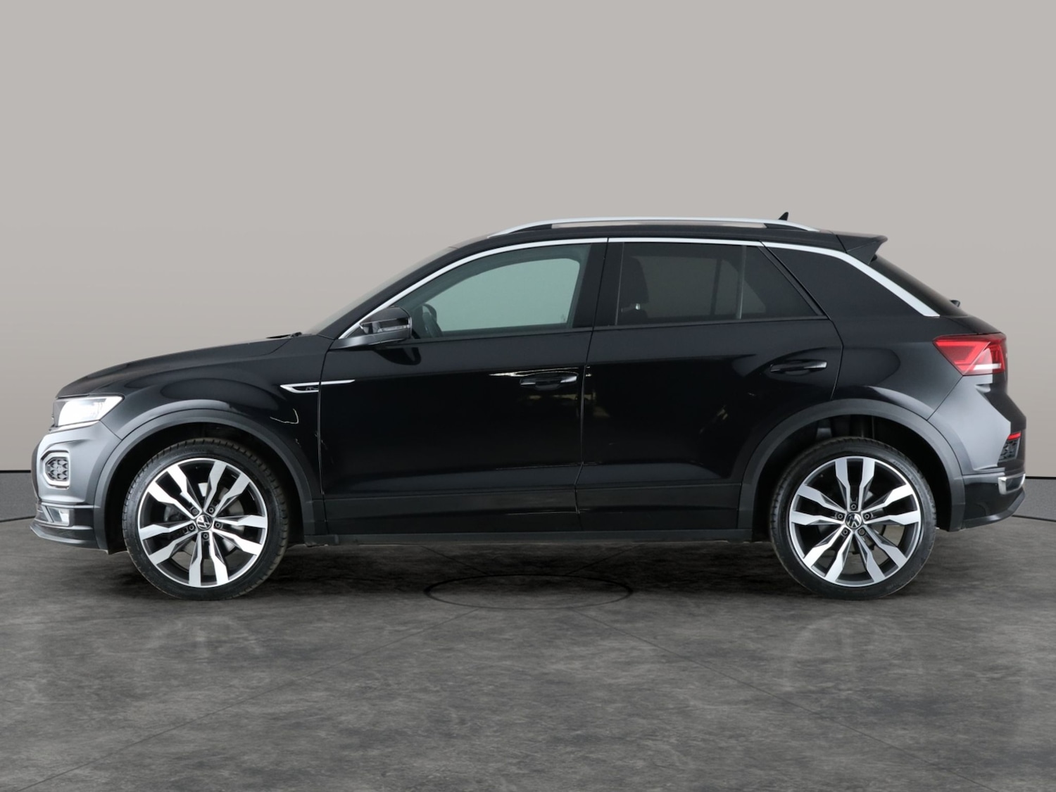 Used Volkswagen T-Roc 2021 for sale - 76719929: Photo 12
