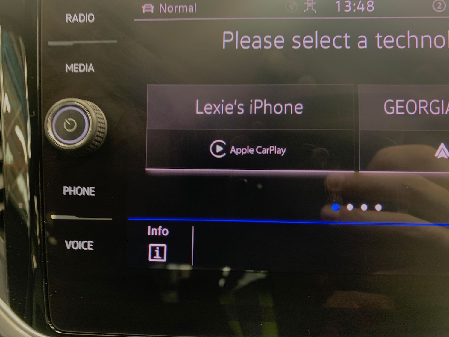 Used Volkswagen T-Roc 2021 for sale - 76719929: Photo 14