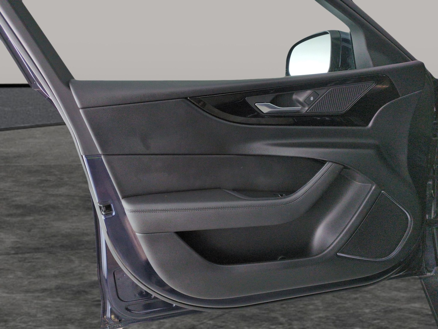 Used Jaguar XE 2020 for sale - 76367297: Photo 33