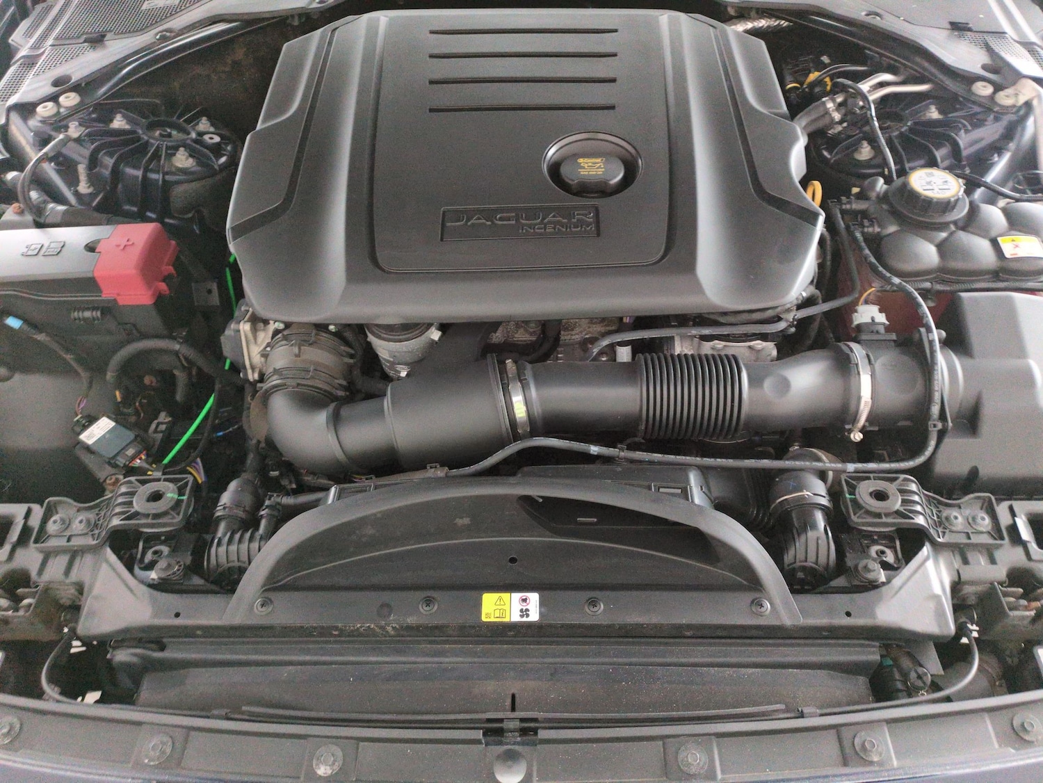 Used Jaguar XE 2020 for sale - 76367297: Photo 39