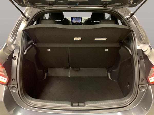Used Toyota Yaris 2021 for sale - 76209782: Photo 43