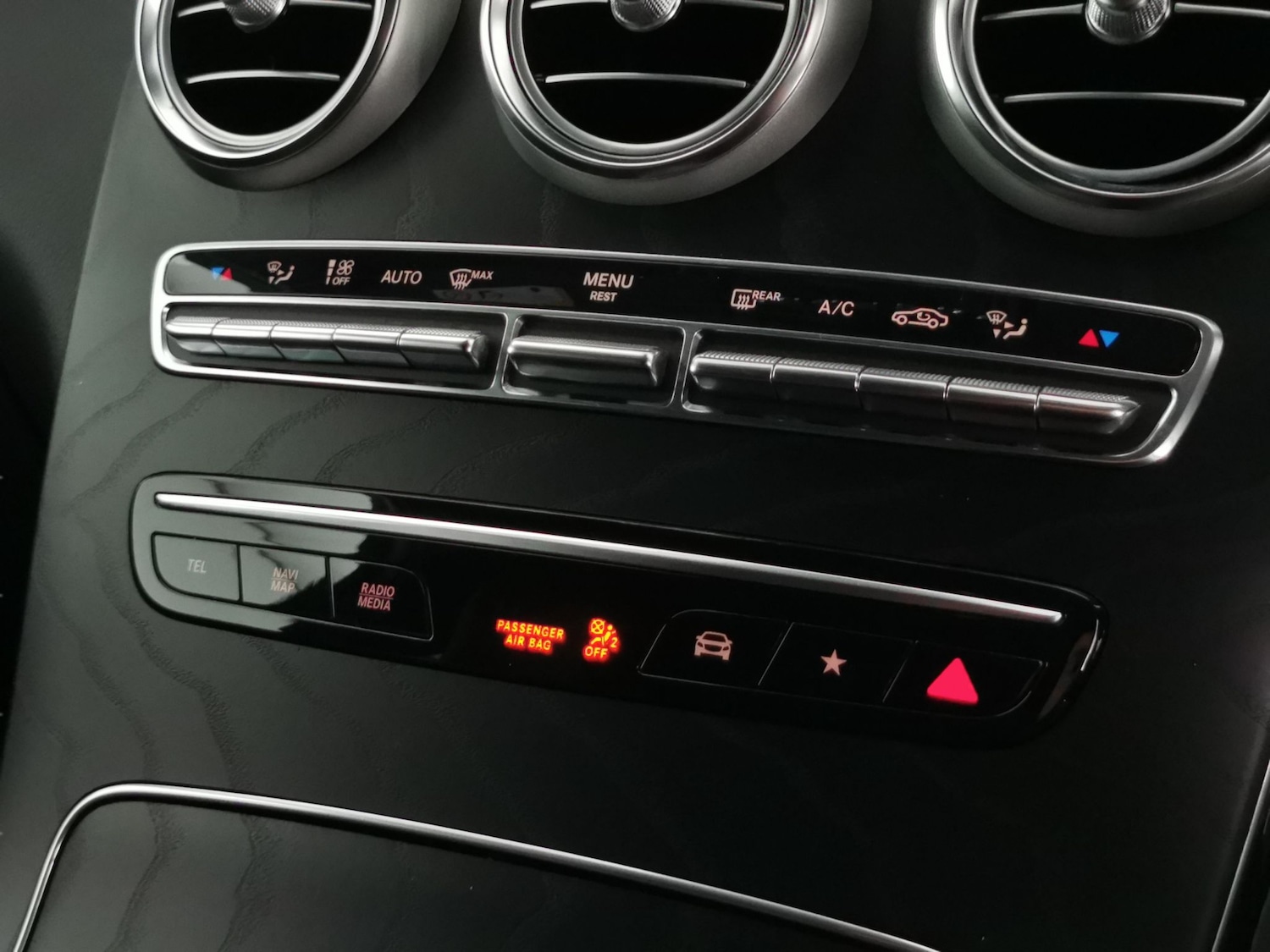 Used Mercedes-Benz GLC 2022 for sale - 77307962: Photo 18