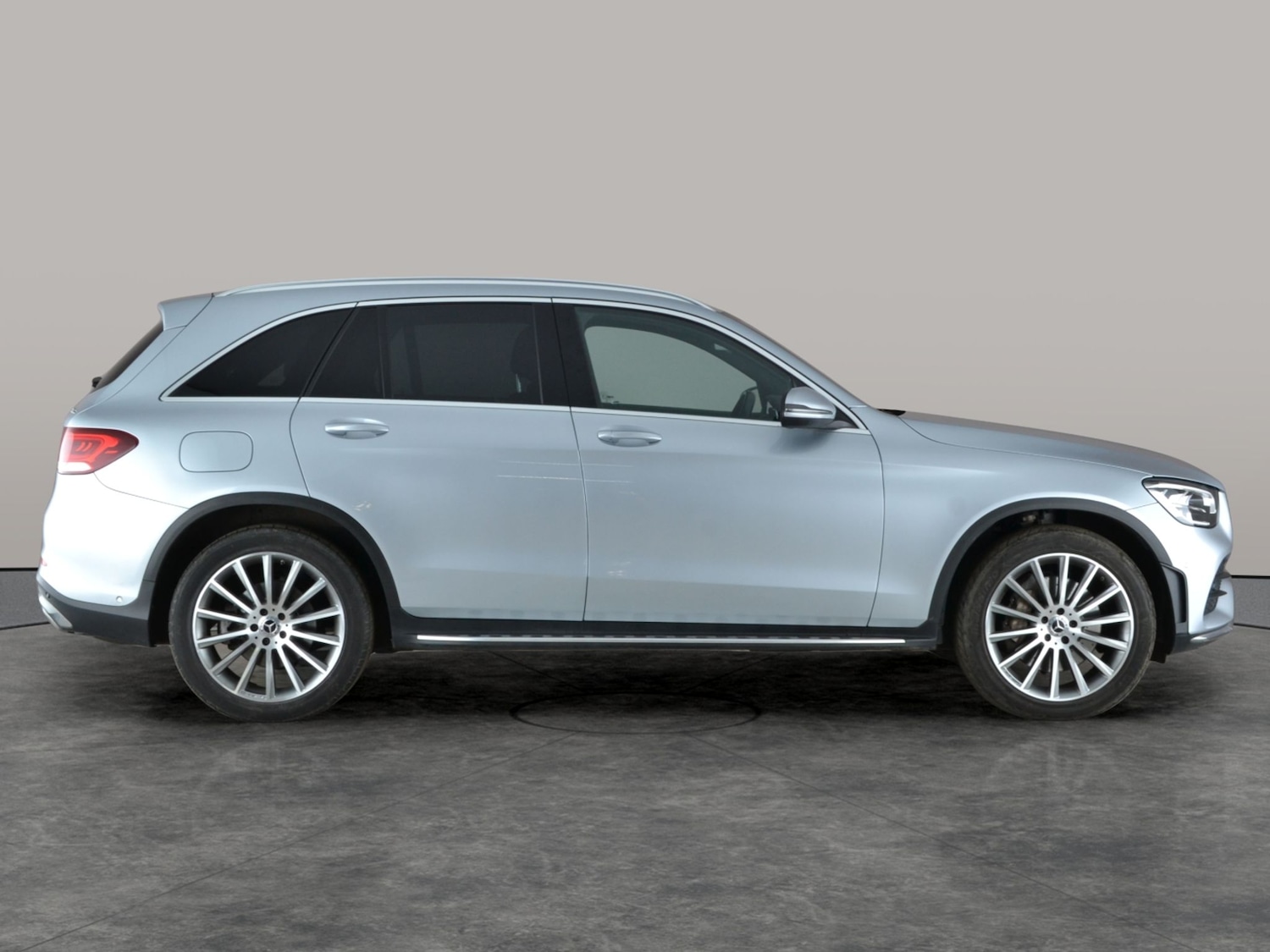 Used Mercedes-Benz GLC 2022 for sale - 77307962: Photo 9