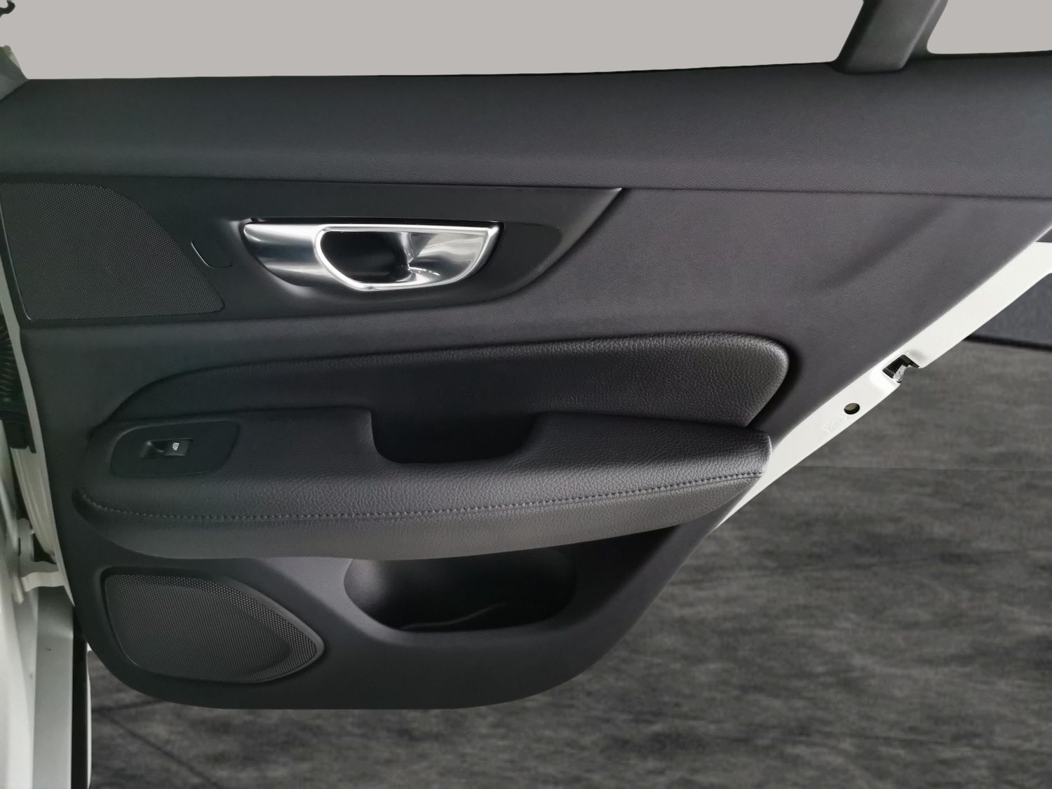 Used Volvo V60 2022 for sale - 76931932: Photo 32